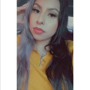 Meet your Posher, Veronica